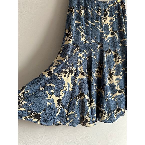 Jones New York 100% Silk Floral Midi Skirt Blue Cream A-Line Bias Cut Size 12 - Picture 5 of 7